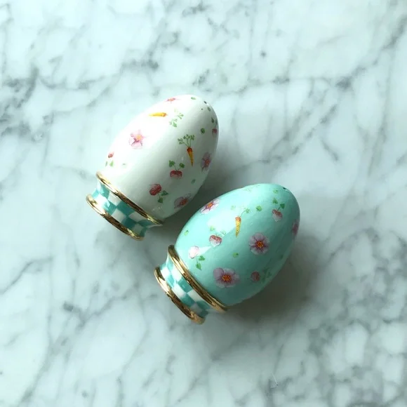 mackenzie childs Patience Brewster Forget Me Knot Egg Salt & Pepper Set - Picture 3 of 7